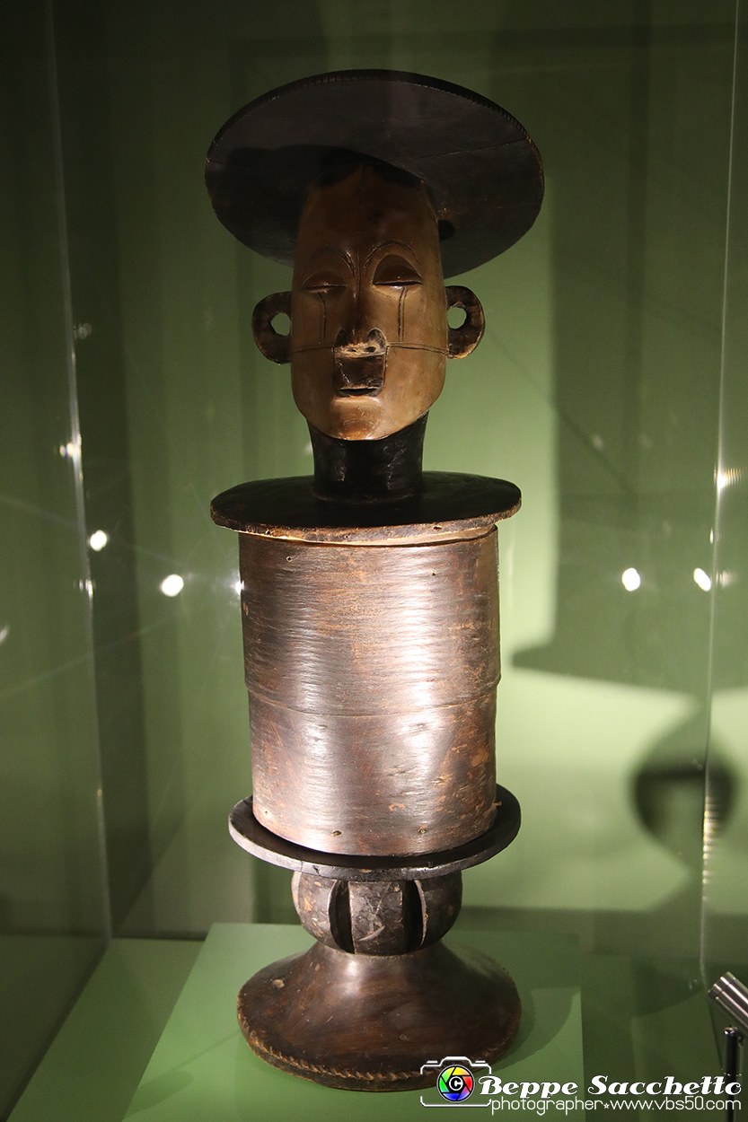 VBS_5440 - Africa - Le collezioni dimenticate.jpg